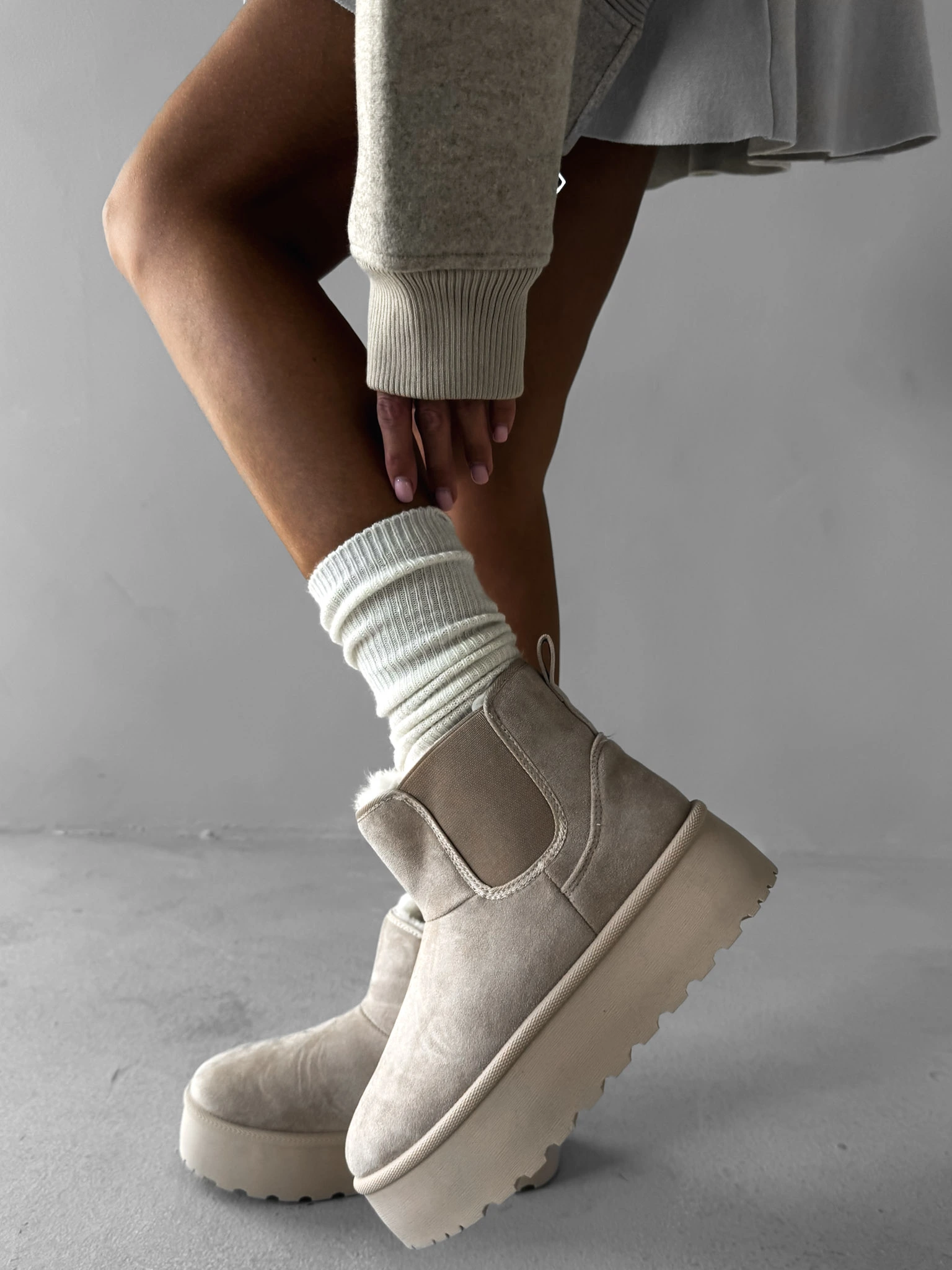 Krémové válenky CASTOR s vysokou platformou Veľkosť: 40