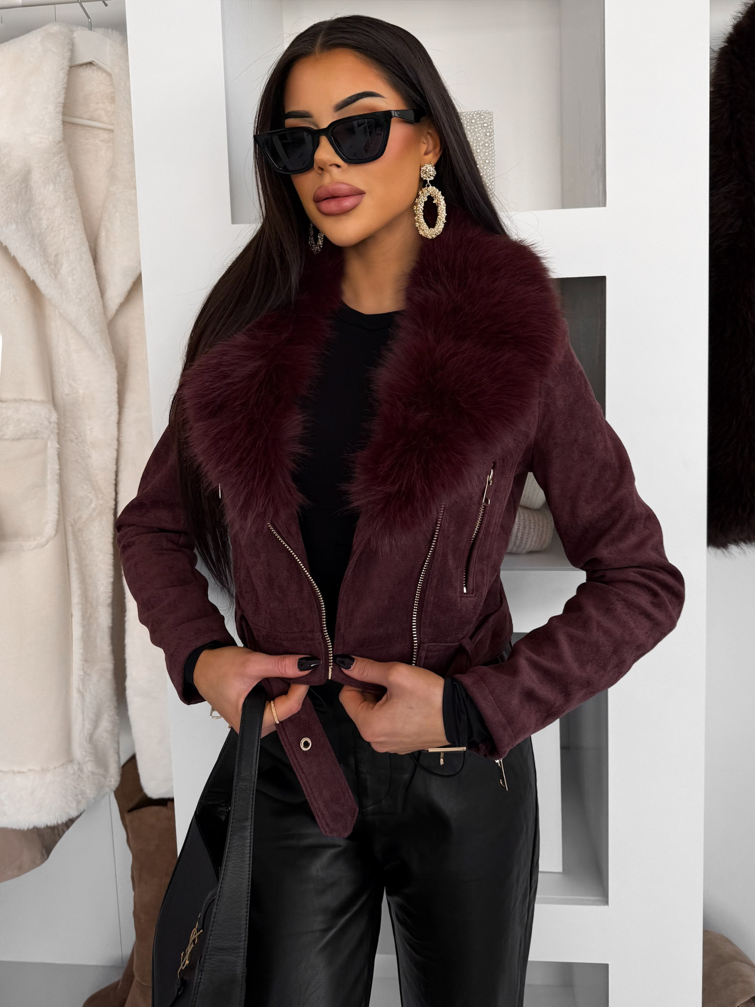 Vínová semišová krátka bunda LORXINA s kožúškom Veľkosť: S
