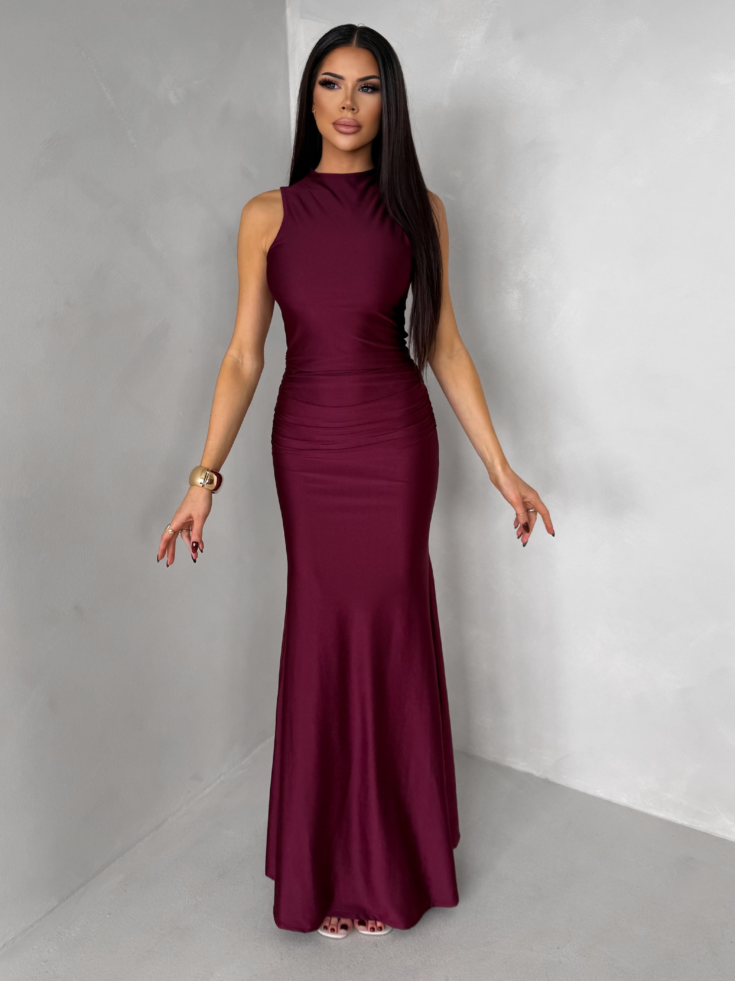 Bordové dlhé spoločenské šaty LETERA s rázporkom Veľkosť: ONESIZE