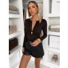Hnědý elegantní top VELUORA s ozdobou na krk (Veľkosť M/L)