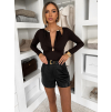 Hnědý elegantní top VELUORA s ozdobou na krk (Veľkosť M/L)