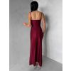 Bordó dlouhé saténové společenské šaty OLIRYA na ramínka (Veľkosť ONESIZE)