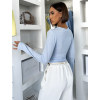 Světle modrý elegantní top CALIRA s výstřihem (Veľkosť ONESIZE)