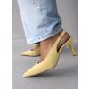 Žluté semišové nízké lodičky LITONA (Veľkosť 36)