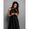 Čierne elegantné lesklé šaty CORALLINE s viazaním okolo krku