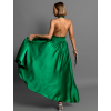 Zelené dlhé elegantné lesklé šaty TARRISA s rázporkom