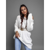 41682 2 bily delsi oversize svetr coalla s vystrihem