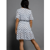 46653 4 bile saty antonya s puntiky