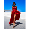 Červené lesklé elegantné šaty YASMINE s rázporkom
