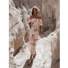 48846 bilo lososovy elegantni overal rosalyn s kvetinovym vzorem