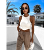 Bílý elegantní crop top MARILENI s vycpávkami (Veľkosť ONESIZE)