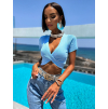 Světle modrý elegantní crop top CAILINE (Veľkosť M/L)