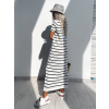 Bílé pruhované oversize šaty FUOLE (Veľkosť M/L)