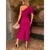 Fuchsiové elegantné šaty ROMANES na jedno rameno