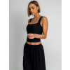 Černý basic elastický top CAMILLA s vycpávkami (Veľkosť ONESIZE)