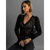 Čierny čipkovaný top MNATE s výstrihom