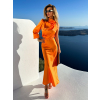 Oranžové šaty NEVER s prestrihom a roláčikom