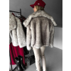 Šedý krátký faux fur kožesinový kabátek KIRIAK (Veľkosť L/XL)