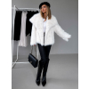 Bílý krátký faux fur kožíšek kabátek HILARI (Veľkosť M/L)