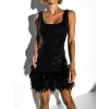 Čierne koktailové šaty POLYXENA s flitrami a perím