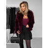 Bordó kožešinový faux fur krátký kabátek VOLORYN (Veľkosť M/L)