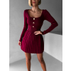 Vínové krátke plisované šaty LAKALA