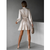 Krémové zavinovacie saténové šaty WILTON s dlhým rukávom