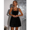 Čierne krátke zamatové vypasované šaty KALLIAS