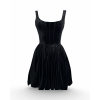 Čierne krátke zamatové vypasované šaty KALLIAS