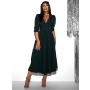 Smaragdové áčkové šaty LAPATA s výstrihom do V