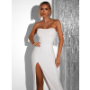 Biele trblietavé večerné šaty SEDOK s rázporkom