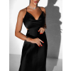 Čierne lesklé saténové šaty MADALYN s prestrihmi