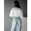 Bílá krátká crop halenka KINELY (Veľkosť M/L)