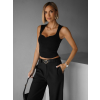 Čierny top TARLYA s výstrihom