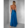 Petrolejové dlhé saténové šaty UNUTA s odhaleným chrbtom