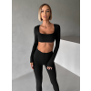 Černý sportovní crop top JIMELA s dlouhým rukávem (Veľkosť L)