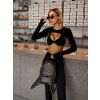 Černý sportovní crop top SKENDRO (Veľkosť M)