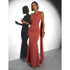 Lososové elegantné dlhé šaty ELANESSE s vlečkou