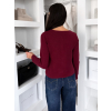 Vínový elegantný svetrík CRASTINA s gombíkmi