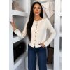 Krémový elegantní svetřík CRASTINA na knoflíky (Veľkosť ONESIZE)