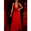 Červené saténové dlhé šaty FANDARI s výstrihom