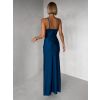 Petrolejová dlouhé saténové společenské šaty ORIXY s výstřihem (Veľkosť ONESIZE)