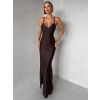 Tmavě hnědé dlouhé saténové šaty ORIXY s výstřihem (Veľkosť ONESIZE)