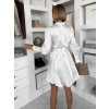 Biele saténové zavinovacie krátke šaty MOKESA