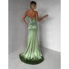 Zelenkavé plesové třpytivé luxusní šaty RAVELLE (Veľkosť L)