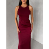Vínové spoločenské dlhé šaty VEĽMORO s bodmi
