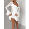 Biele čipkované krátke šaty ZENITH s volánikmi