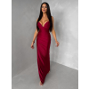 Bordové dlhé saténové spoločenské šaty ORIXY s výstrihom