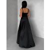 Černé dlouhé saténové společenské šaty HELSIN na ramínka (Veľkosť ONESIZE)
